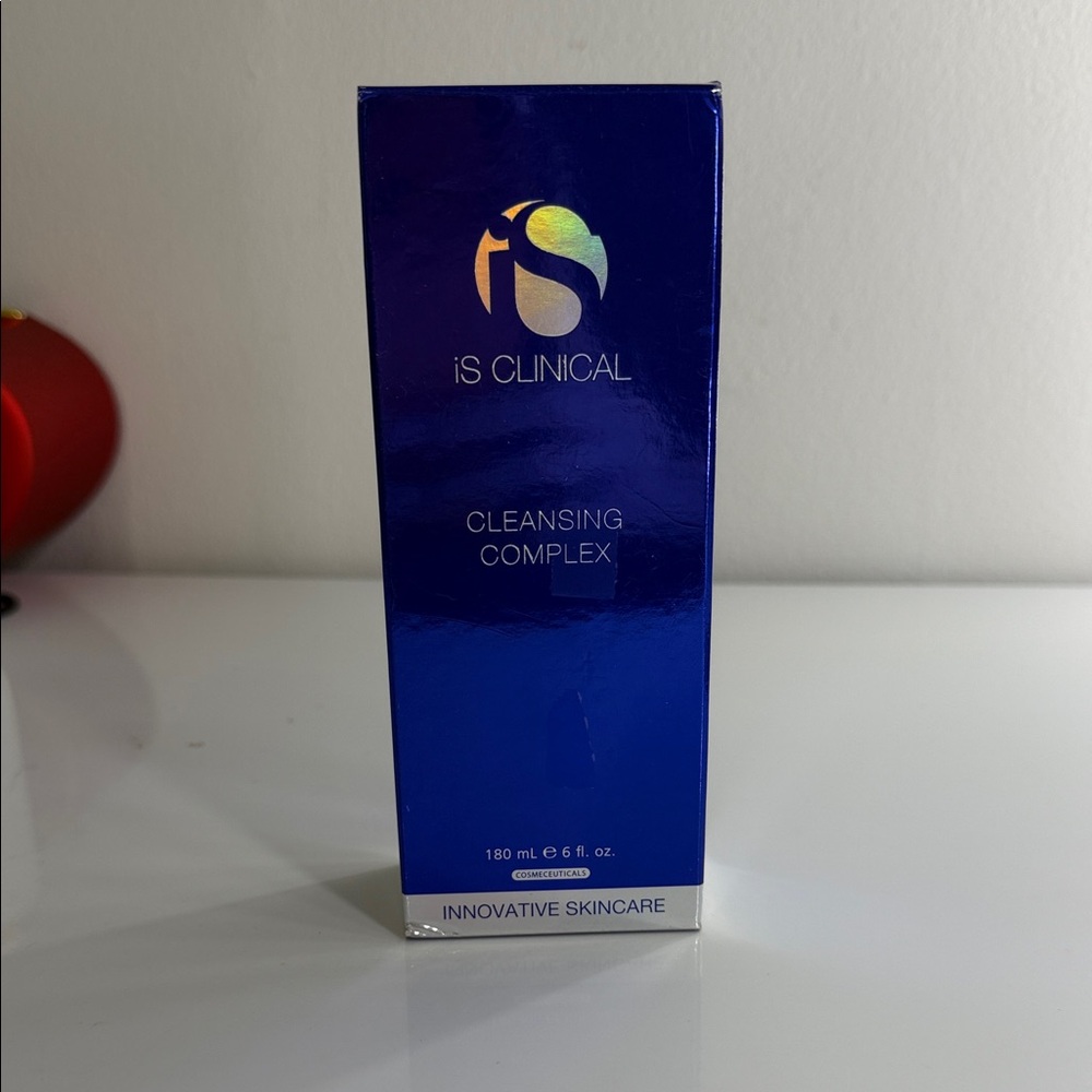 iS Clinical Cleansing Complex — Blue Gentle Facial Cleanser
